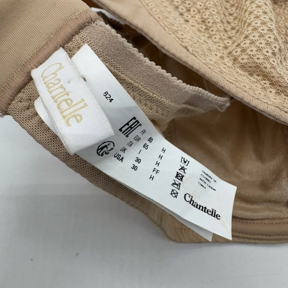 Chantelle Parisian Allure Unlined Plunge Bra - Nude Sand B1631 - Picture 5 of 6